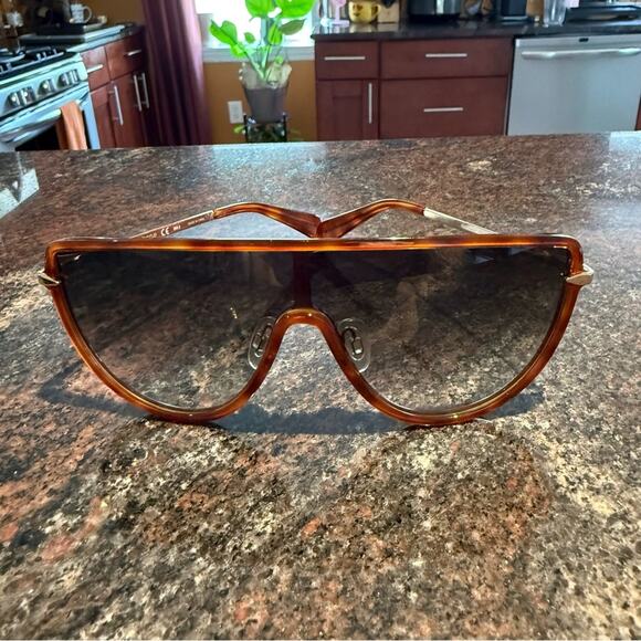 Rag & Bone Rnb 1008/S Tortoise Sunglasses - Picture 2 of 7